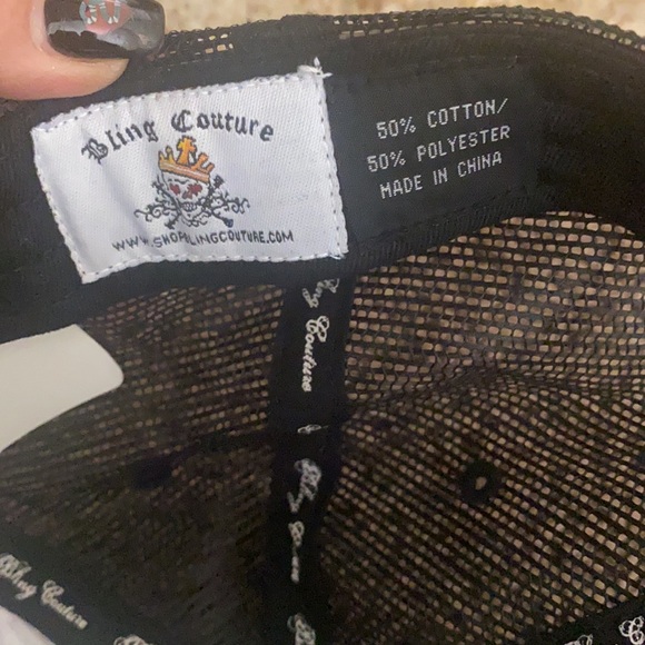 Pink black gold skull with crown trucker hat - Picture 7 of 7